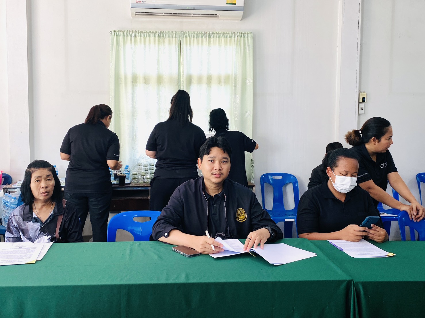 title - ปฏิรูปที่ดินจังหวัดเพชรบุรี มอบหมายให้เจ้าหน้าที่ ส.ป.ก.เพชรบุรี ร่วมประชุมคณะกรรมการเครือข่าย ศพก. และแปลงใหญ่ ระดับอำเภอและการประชุมเชื่อมโยงการดำเนินงานคณะกรรมการเครือข่ายแปลงฯ และศพก. ระดับอำเภอ ครั้ง ที่ 2 ประจำปีงบประมาณ พ.ศ. 2569